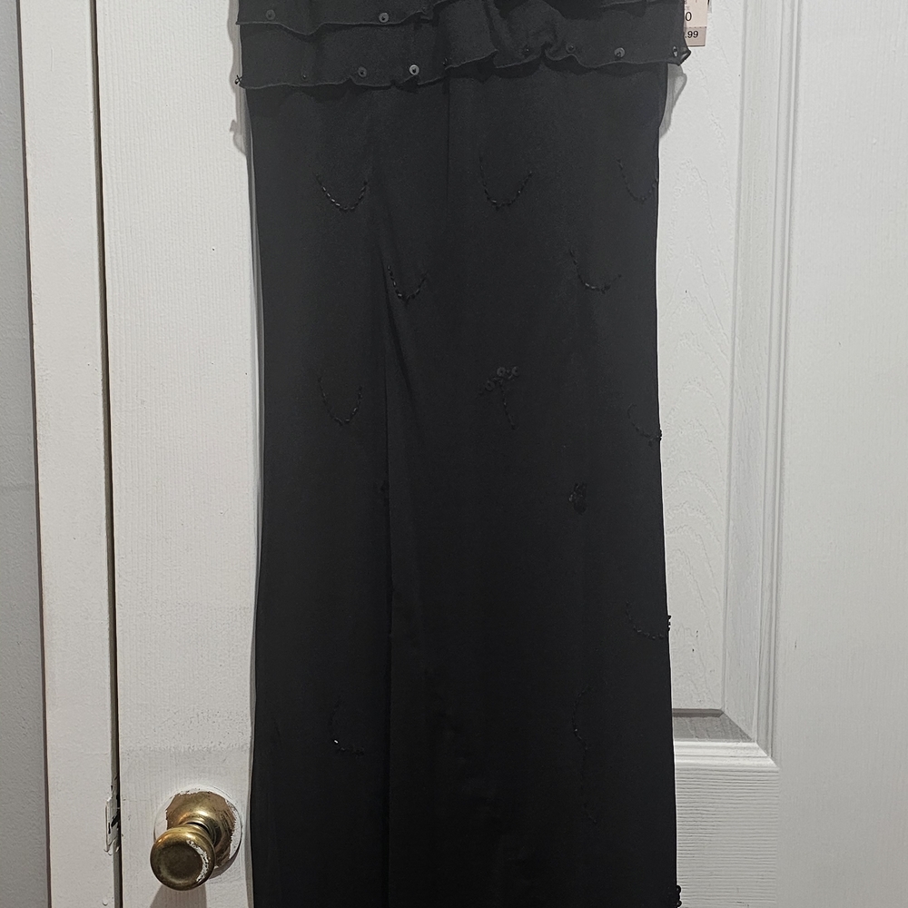 Dressbarn Collection Black Garment